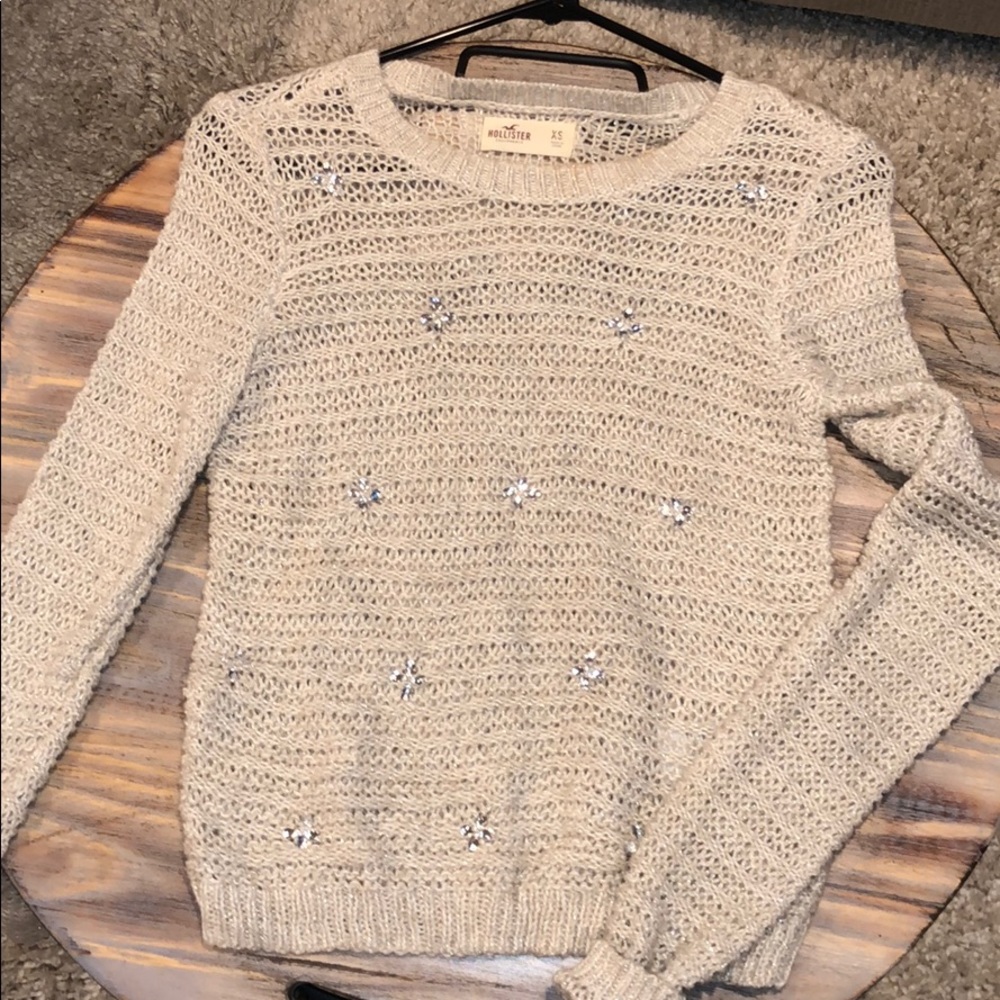 Hollister sweater